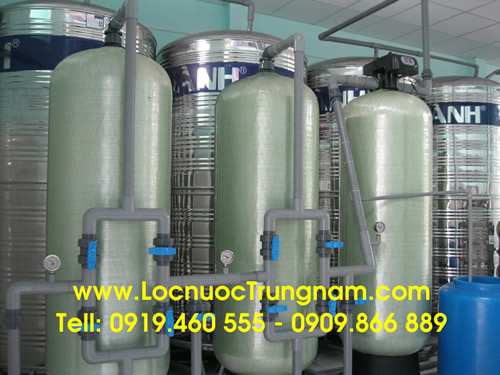 day-chuyen-loc-nuoc-tinh-khiet-dong-chai-20l